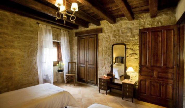 Casa Rural L'Avellana Pinell de Solsones Екстер'єр фото